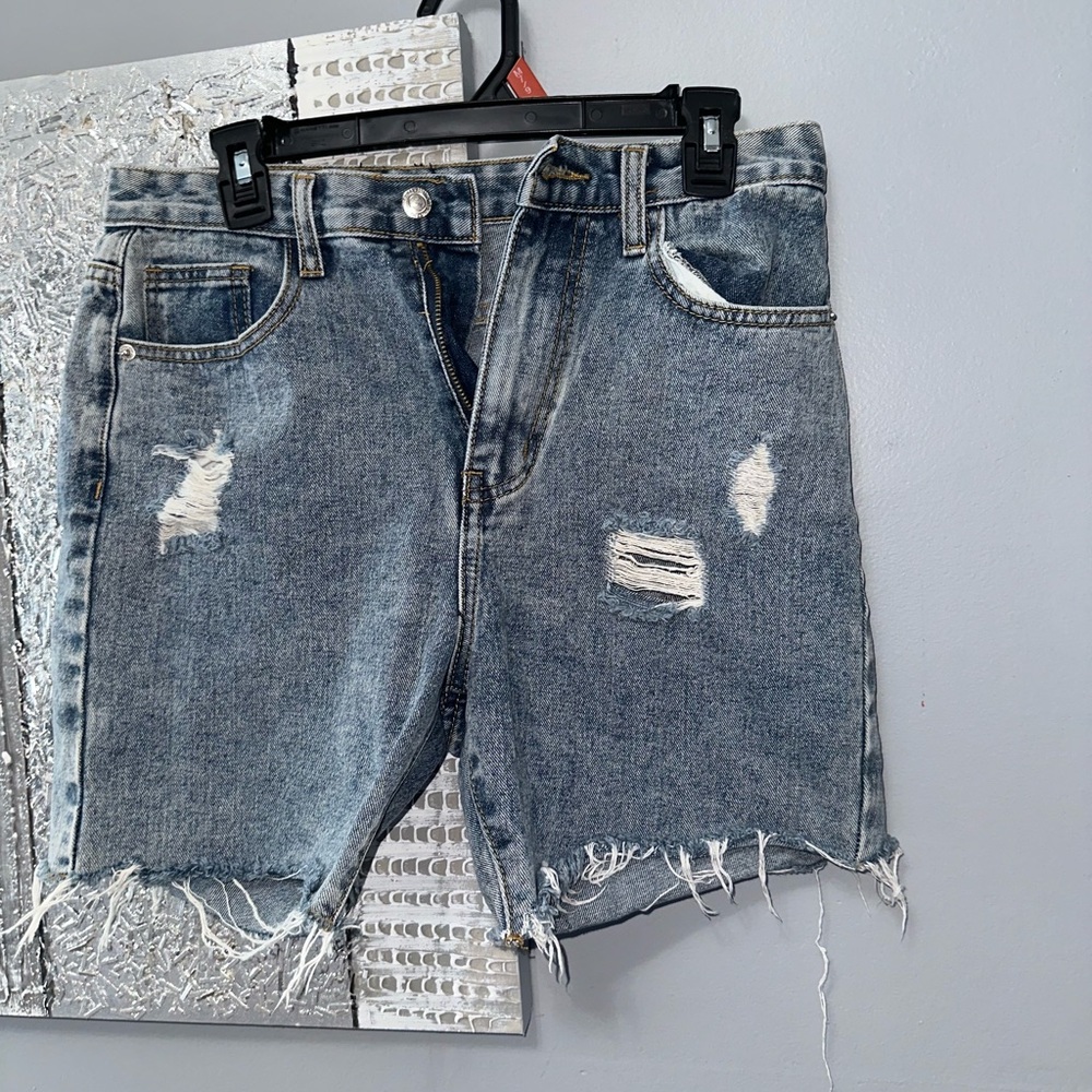 Vintage wash distressed Longline Fitted Denim Shorts